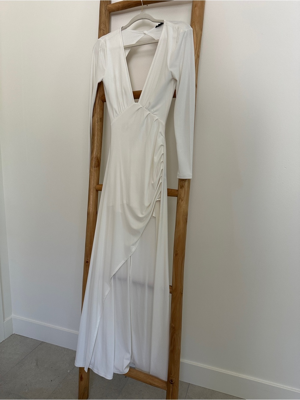 Lovers & Friends formal white gown with high slit sz xs